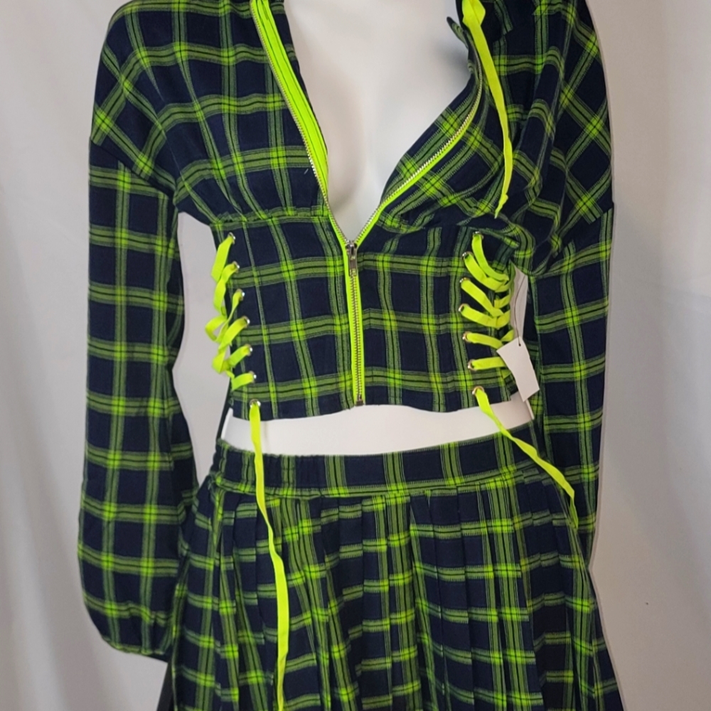NWT plaid set